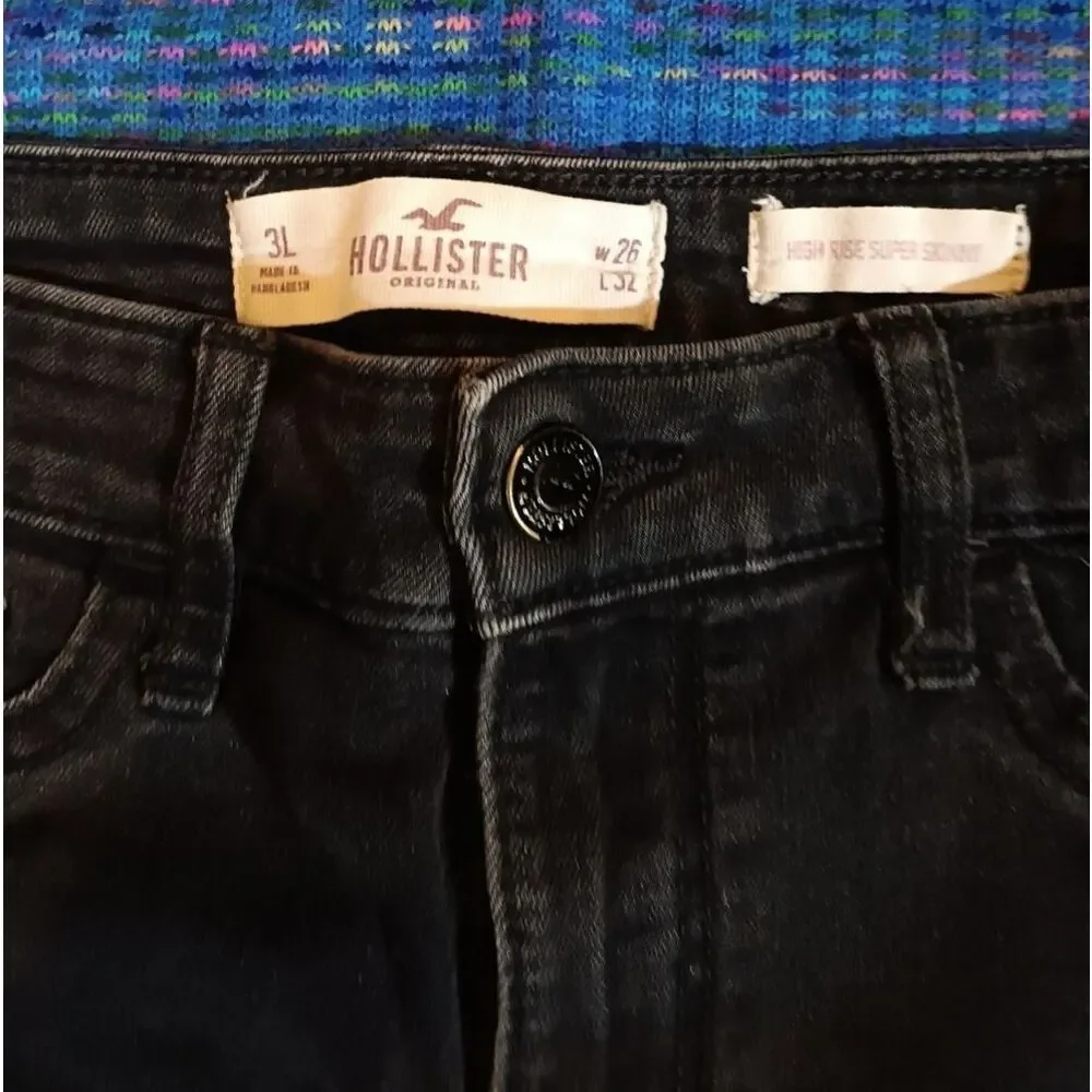 🤠Hollister High Rise Super Skinny Jeans Size 3L (26W X 32L)